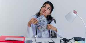 Breakdown of CTC vs. net salary with icons for deductions and allowances