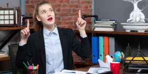 Person learning how to become an HR professional without an MBA through online resources