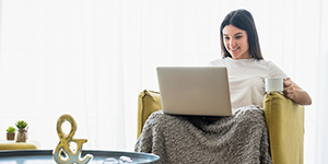 Indian woman working from home on her laptop, exploring online job opportunities for women in India