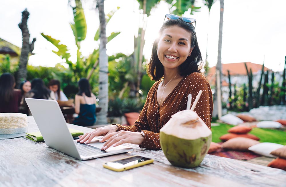 Freelance job opportunities in Cambodia for foreigners